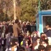 دانشگاه تهران، حکومت زور نمیخواهیم پلیس مزدور نمیخواهیم